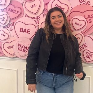 Meet your Posher, Amanda